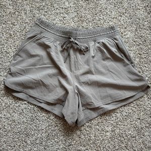 Abercrombie YPB motionTEK High Rise Lined Workout Short